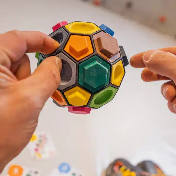 Boulderball: De kleinste boulderwand ter wereld - Afbeelding 5