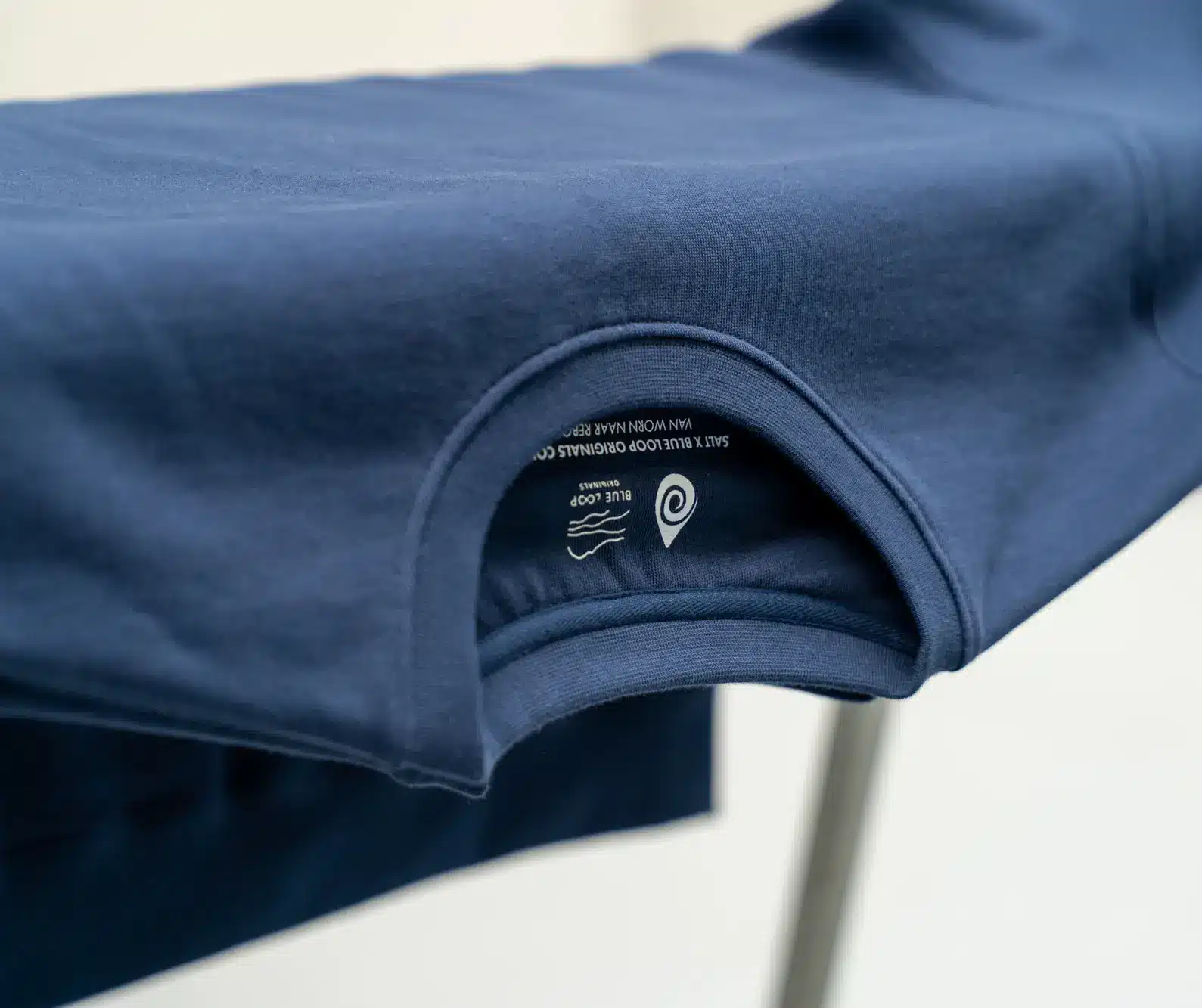 Blueloop: detail hals